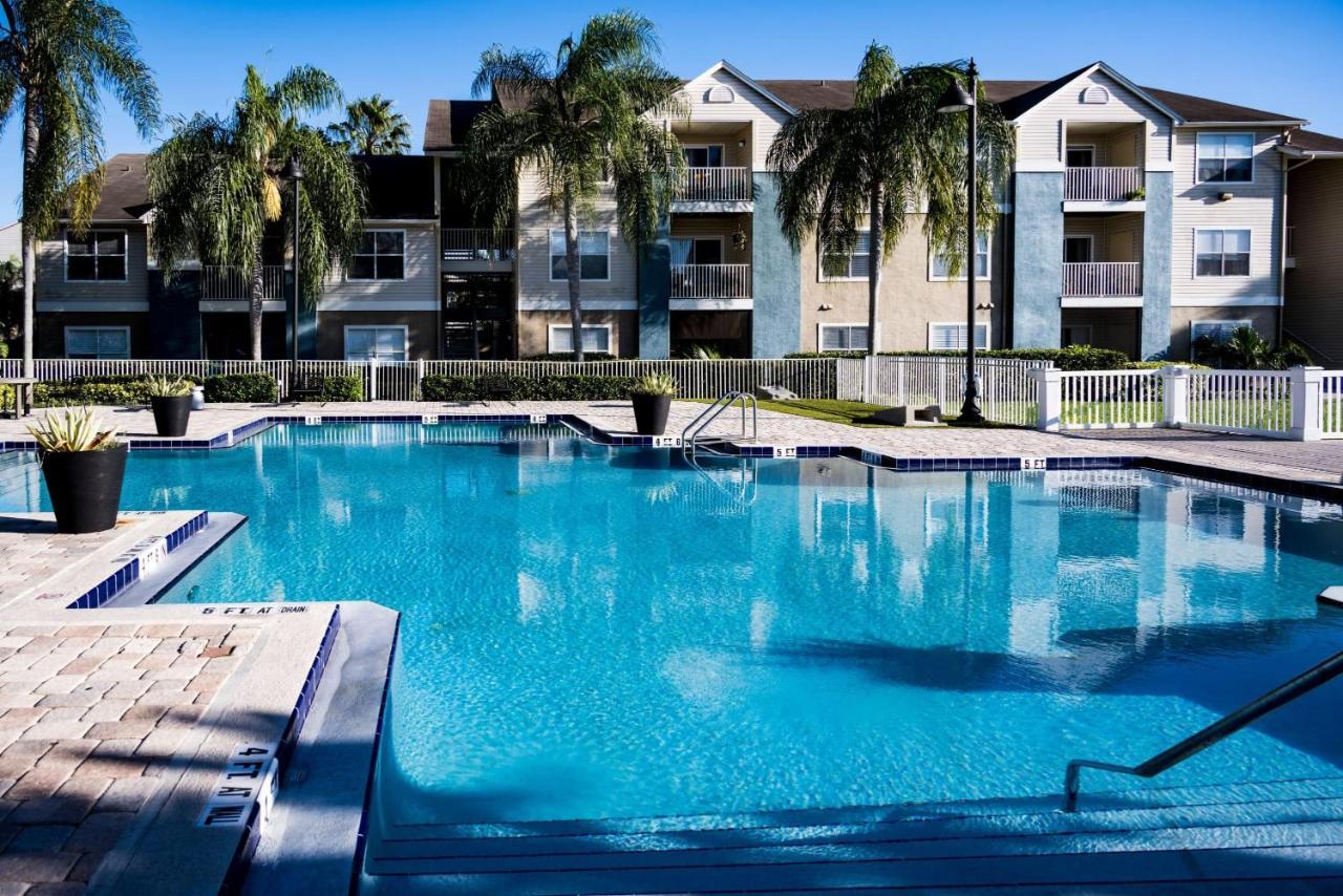 ブレーデントンScenic And Vibrant 1Br With Balcony Gym Poolアパートメント エクステリア 写真