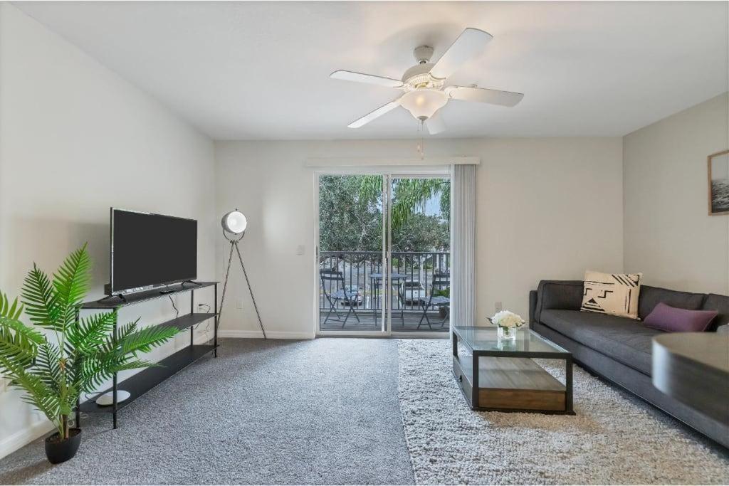 ブレーデントンScenic And Vibrant 1Br With Balcony Gym Poolアパートメント エクステリア 写真